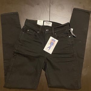 Levi’s curvy high rise jegging